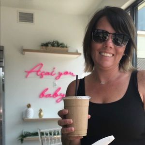 Meet your Posher, Melissa